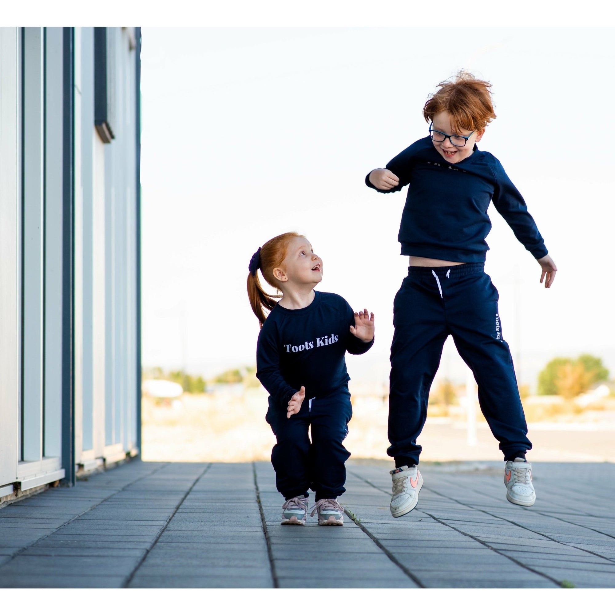 NAVY SWEATSHIRT - Toots Kids